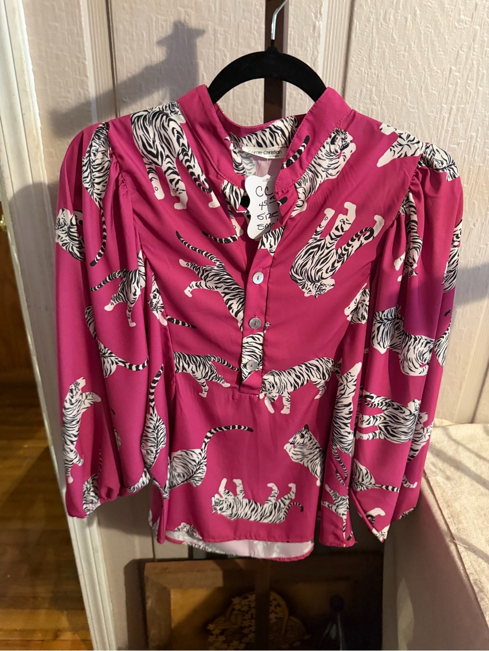 Magenta Tiger Print Button-Front Blouse - Unbranded